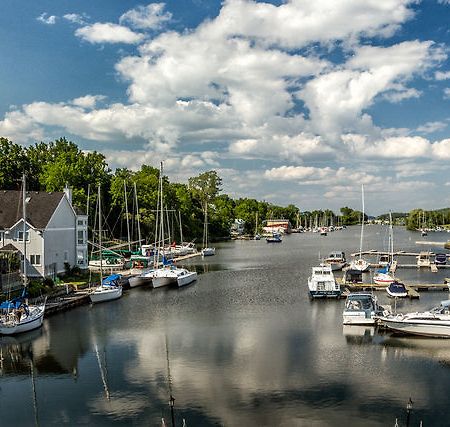 Picton Harbour Inn Esterno foto